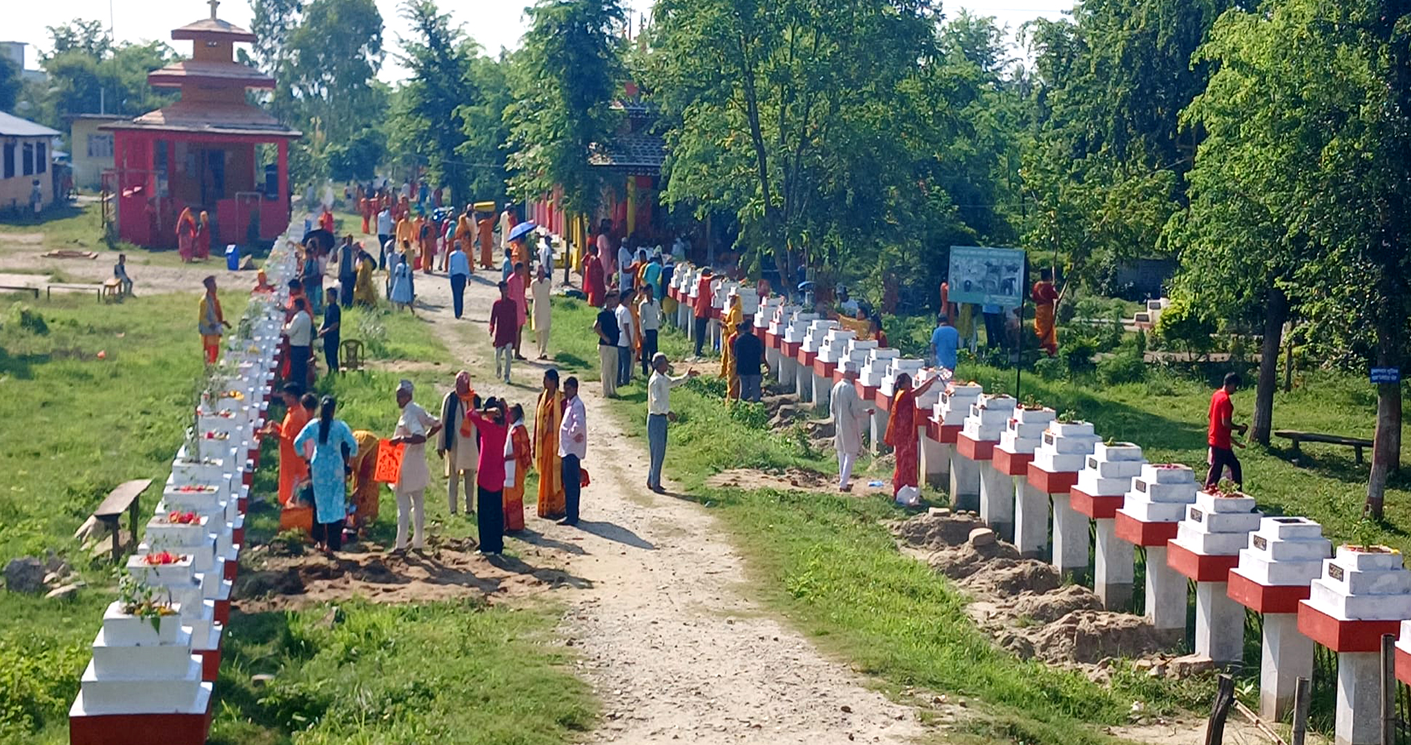 दिवंगत पितृहरुको सम्झनामा शान्ति धाममा सामुहिक तुलसी रोपन कार्यक्रम सम्पन्न